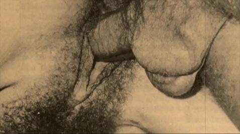 Uma coleção de pornografia vintage de filmes adultos antigos