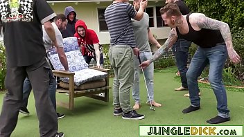 Негритянка отодрали толпой парней