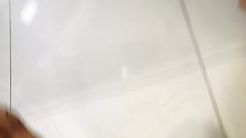 Муж трахнул азиатку перед женой